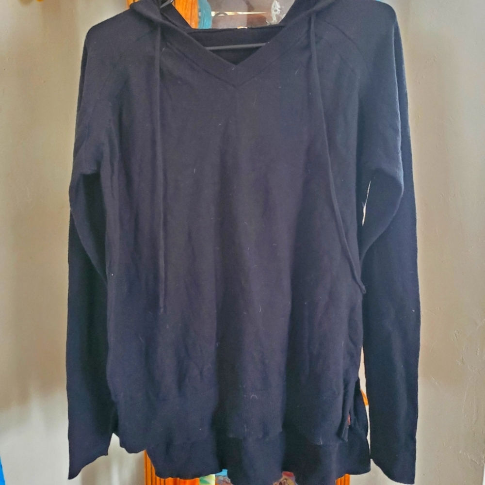 Large Lucy Activewear Hooded Sweater